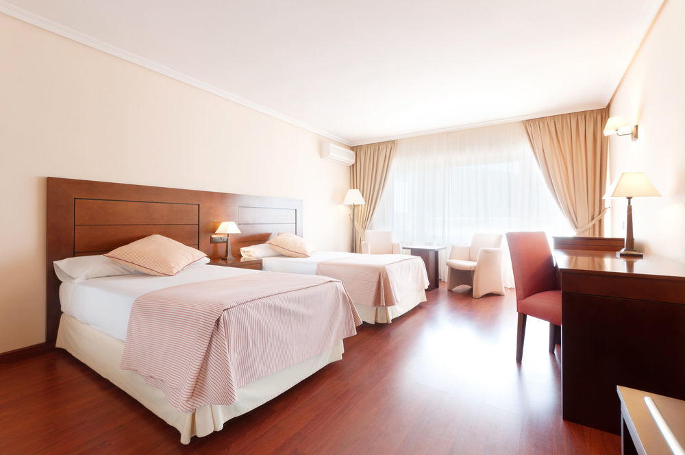Sports Hotel Nayade Лос-Анхелес-де-Сан-Рафаэль Экстерьер фото